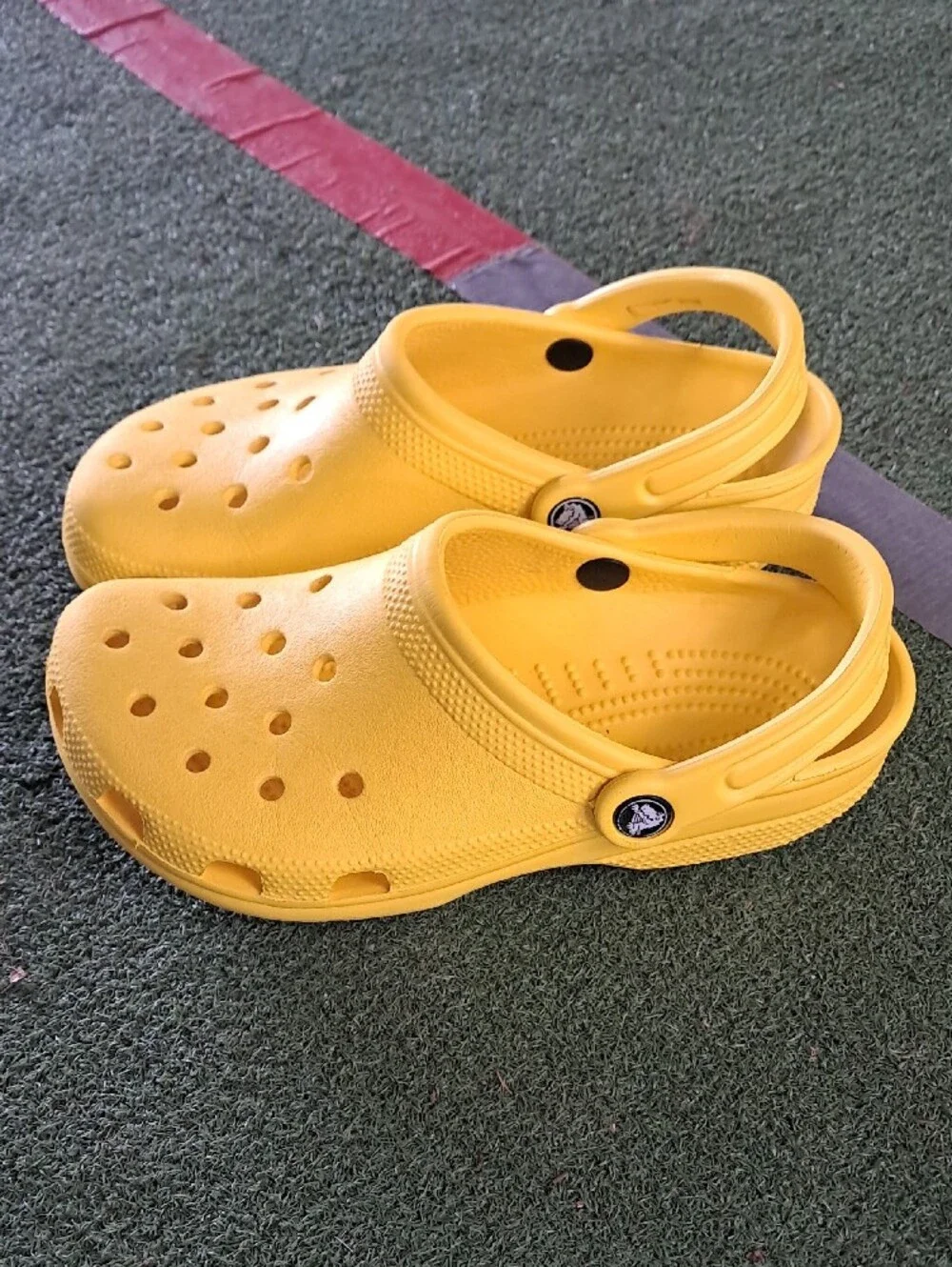 CROCS unisex bright